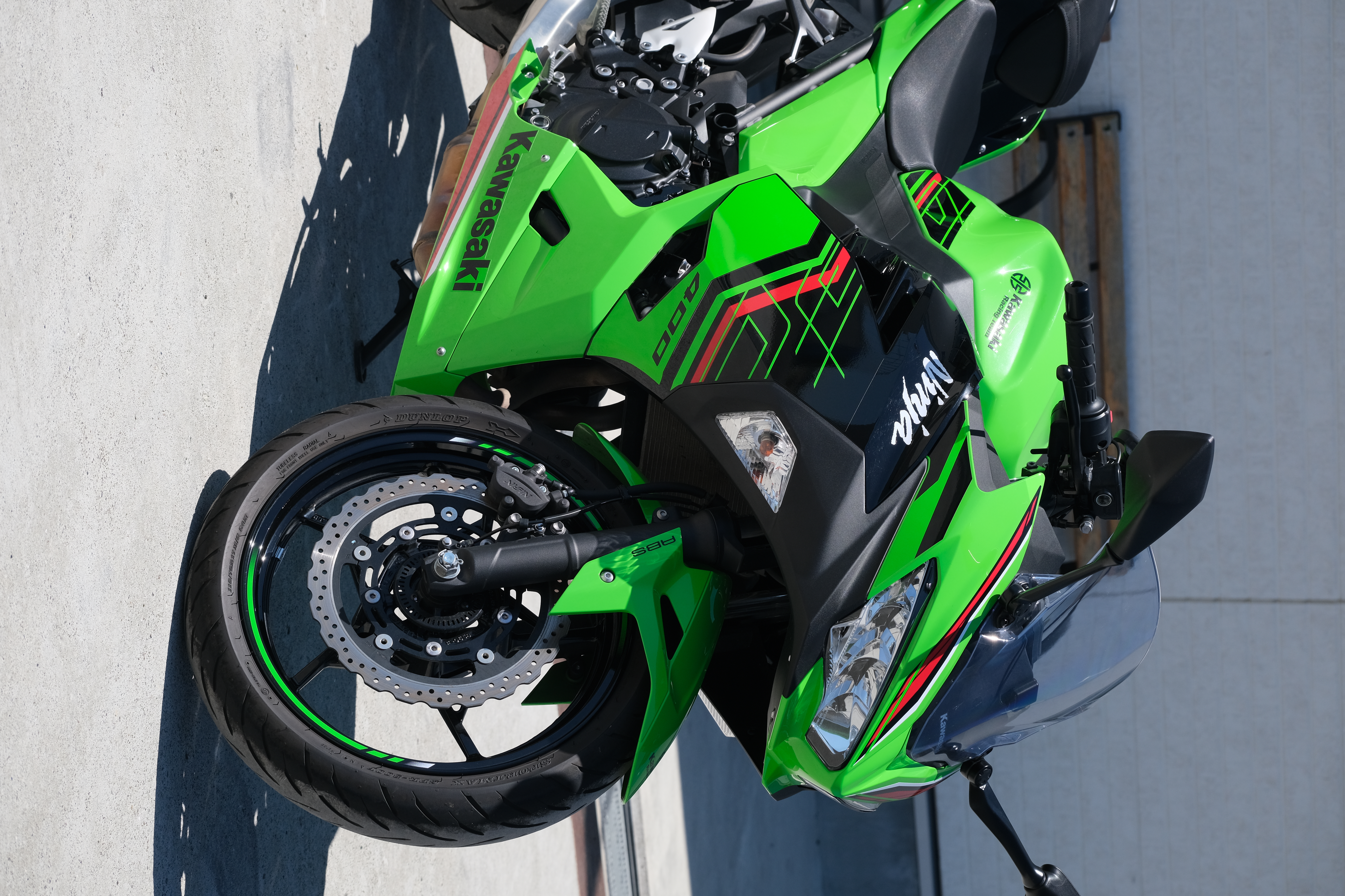 Ninja400でキマリ！ | レンタルバイクに乗るならレンタル819