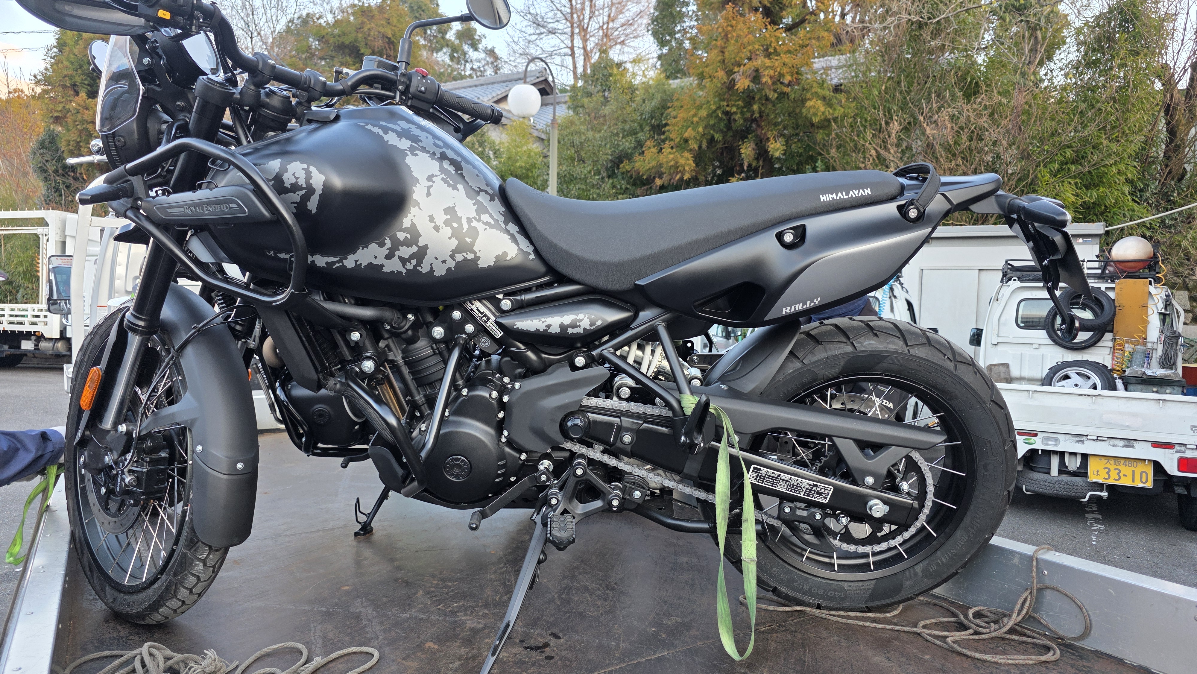 taka18英国製５０R バーバリー BRITTON モダンフィット #8 🛫🏍️ 【大阪】ロイヤルエンフィールド新型『BEAR 650